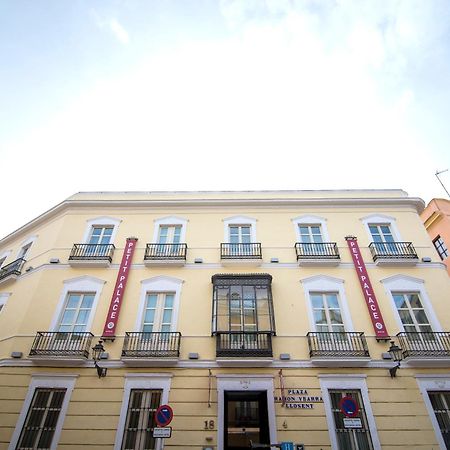 Petit Palace Santa Cruz Севилья Экстерьер фото